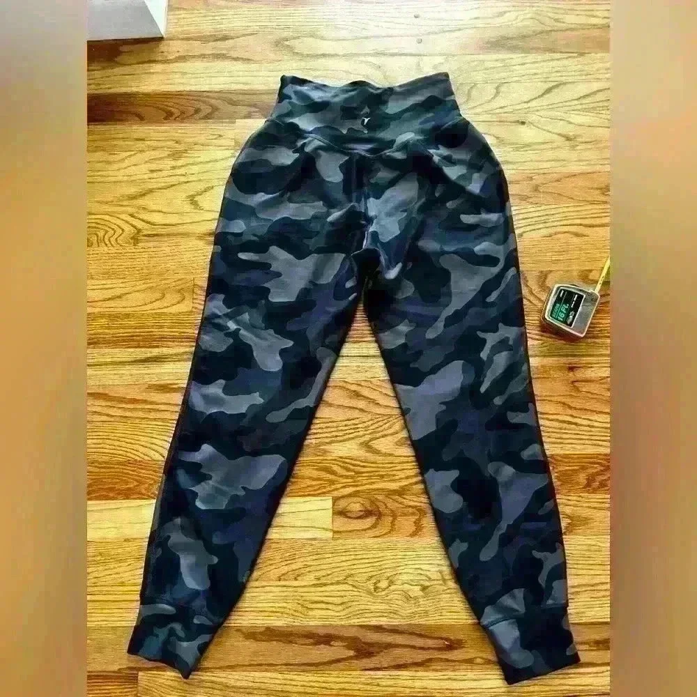 Old Navy Active Elevate High Rise Joggers Blue Camo Small